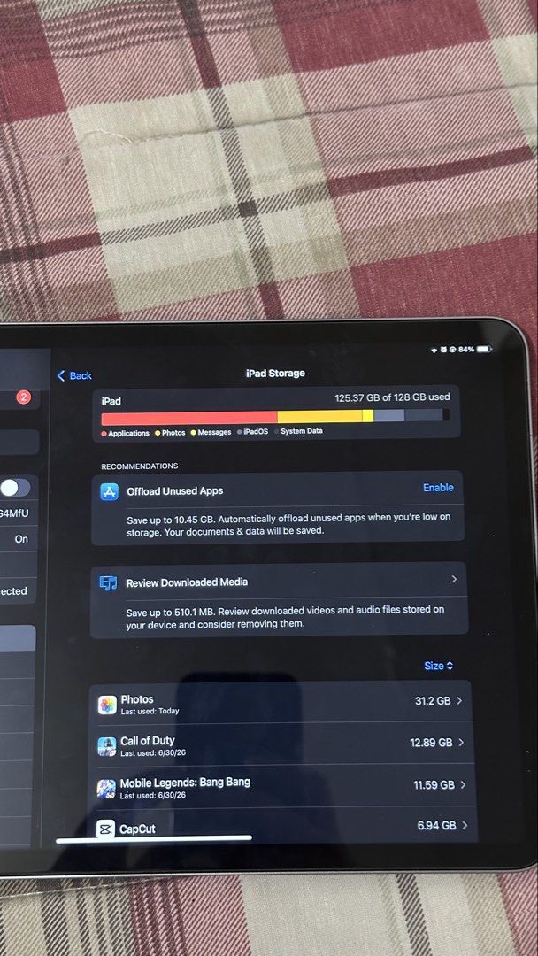Apple iPad Pro 11-inch (4th Generation) M2 | 128GB | Complete with Box (Category: iPad) located in Manila. Submitted by em_gadgets (Listing ID 1452244179, Image 3). Description: Specifications: • ✅ Apple iPad Pro 11-inch (4th Generation) • ✅ 128GB Storage • ✅ Apple M2 Chip • ✅ iPadOS 18.6 • ✅ 11-inch Liquid Retina Display with ProMotion (120Hz) • ✅ Face ID • ✅ USB-C / Thunderbolt Port • ✅ Supports Apple Pencil (2nd Gen) & Magic Keyboard Condition