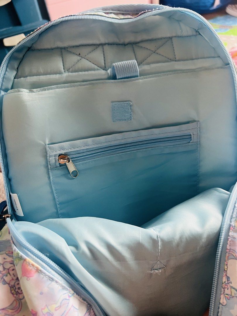 Authentic cinamonroll bag (Category: Babies & Kids Fashion) located in Quezon City. Submitted by mid20 (Listing ID 1452113774, Image 2). Description: .