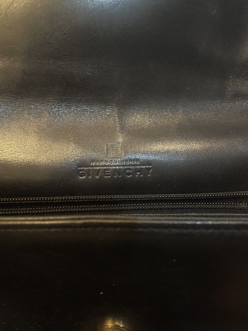 Authentic givenchy sling vintage (Category: Luxury Bags & Wallets) located in Cavite. Submitted by ohmie23 (Listing ID 1452292695, Image 3). Description: Authentic givenchy sling vintage.