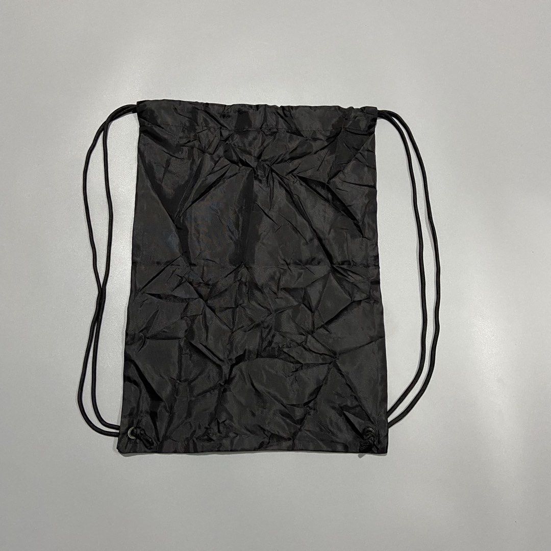 Balenciaga Nylon Drawstring Bag (Category: Backpacks) located in Cebu City. Submitted by johngregmoldez03 (Listing ID 1452196251, Image 3). Description: Balenciaga Nylon Drawstring Bag Dimension: 14 Width / 19 Length Color Rate: 10/10 Good As New No Issue Pm📩.