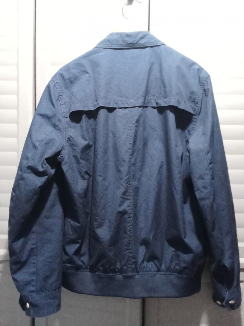 Ben Sherman Heritage Harrington Jacket Navy Blue (Category: Coats, Jackets and Outerwear) located in Makati City. Submitted by kuysman (Listing ID 1452160934, Image 2). Description: only sensible questions are entertained actual measurement 22 x 24" ( L on tag) 1 left.