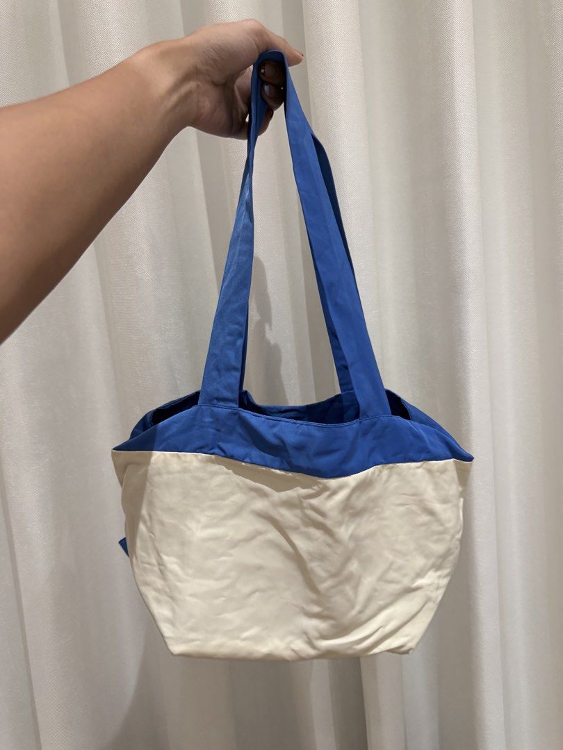 Beyond the Vines Reversible Bag (Category: Beach Bags) located in Angeles City. Submitted by declutterstudio (Listing ID 1452107533, Image 3). Description: .