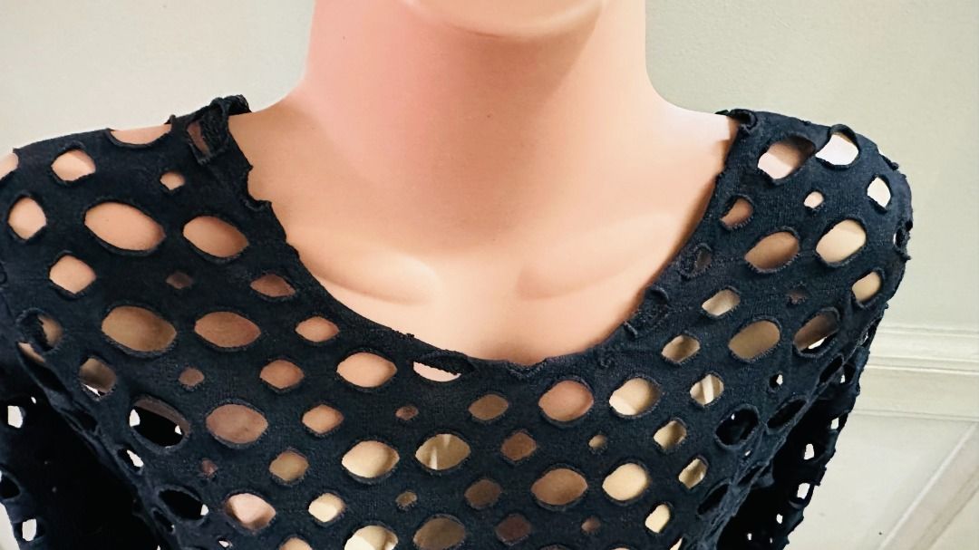 Black Cut-out Long Sleeve Top all-over cut-out pattern (Category: Longsleeves) located in Cebu City. Submitted by annaincebu (Listing ID 1452246103, Image 3). Description: 👕 ✅ MEASUREMENTS: Length: 27 inches Width: 16 inches Sleeves: 22 inches 📦 DELIVERY: Maxim COD (for within Cebu) or LBC or JRS Express (outside Cebu) ✅ NOTES: - Black long-sleeve top - Unique all-over cut-out pattern - Classic V-neckline - Soft fabric - Versatile for layering 