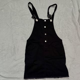 (Category: ) located in . Submitted by katecurates (Listing ID 1452122768, Image 1). Description: .