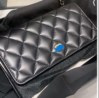 (Category: ) located in . Submitted by shopaholicabc (Listing ID 1452139889, Image 1). Description: .
