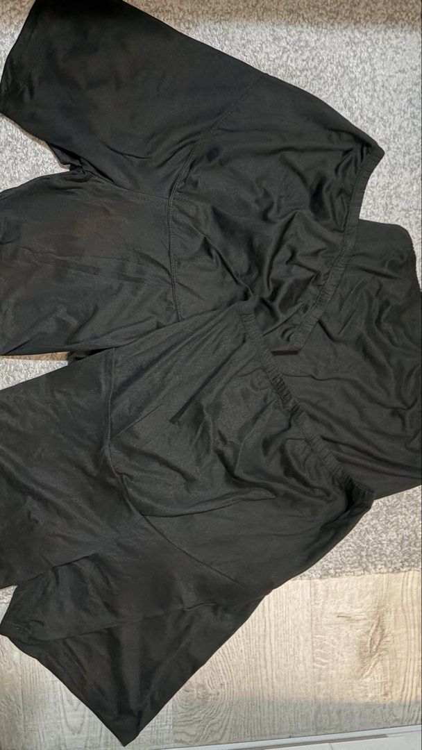 Black Maternity Over-the-Belly Biker Shorts (Category: Maternity wear) located in Mandaluyong City. Submitted by ngs217 (Listing ID 1452238404, Image 2). Description: - Comfortable black maternity biker shorts - Over-the-belly design for full coverage and support - Stretchy fabric for a great fit - Versatile for everyday wear or pregnancy workouts - Easy to pair with any maternity tops SRP: Php 120 each Size: Large Quantity: 3 pieces.