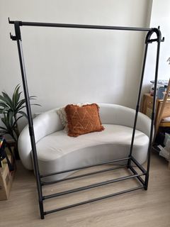 (Category: ) located in . Submitted by thriftwithmel (Listing ID 1452151981, Image 1). Description: .