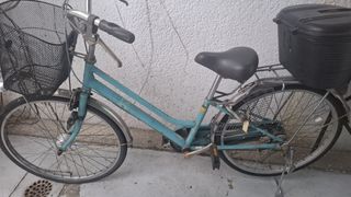 (Category: ) located in . Submitted by rabeela (Listing ID 1452290290, Image 1). Description: .