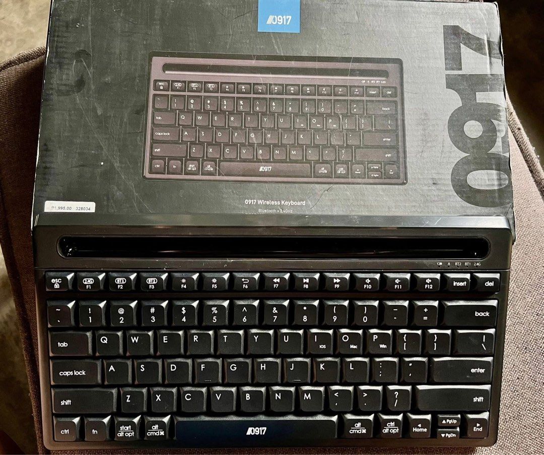 Bluetooth Keyboard (Category: Computer Keyboard) located in Quezon City. Submitted by mpmalbas (Listing ID 1452275944, Image 1). Description: .
