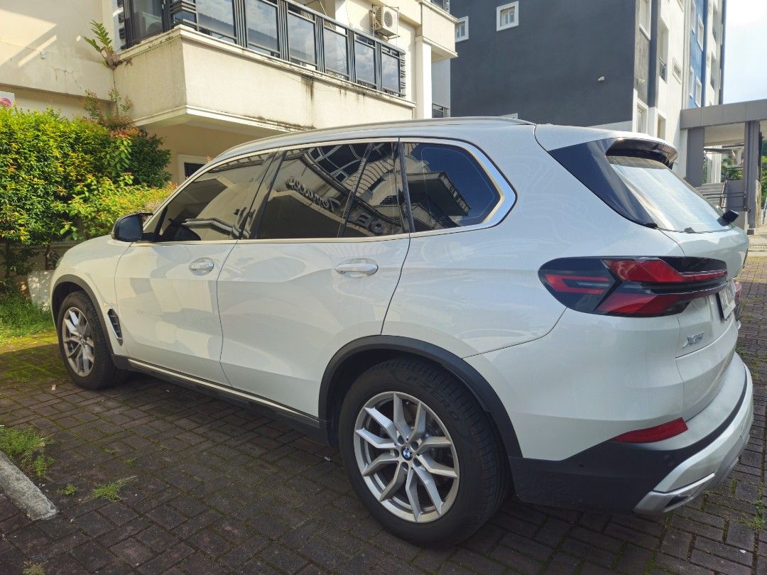 BMW X5 3.0 (A) (Category: Used Cars) located in Angeles City. Submitted by tommy_pncl (Listing ID 1452124462, Image 3). Description: 2024 BMW X5 XDRIVE 30D MPHV INSURANCE UNTIL 2027 JUNE No Accident No Dent 0998 533 9330.