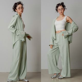 (Category: ) located in . Submitted by kissmywardrobe (Listing ID 1452221306, Image 1). Description: .