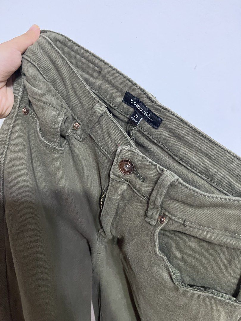 Bossini Retro Jeans - Khaki & Cream (Category: Jeans) located in Rizal. Submitted by xdbshopx (Listing ID 1452231324, Image 2). Description: - Brand: Bossini - Style: Retro Jeans - Size: 29 | 27 - Colors Available: Khaki Green, Light Cream - Ideal for: Casual wear - Feel free to ask questions! 300 each.