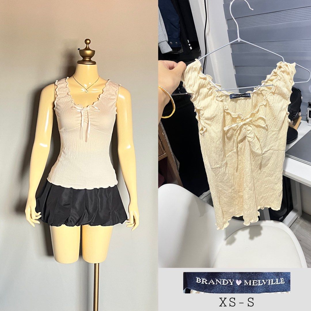 brandy melville (Category: Others Tops) located in Cebu City. Submitted by looted.goods (Listing ID 1452217639, Image 1). Description: .