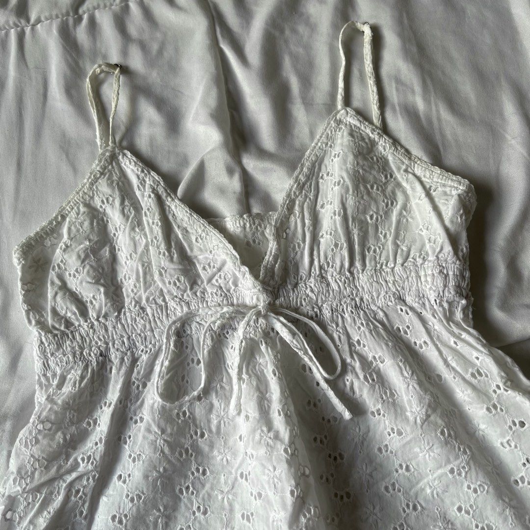 Brandy Melville Edith Embroidered Floral Top (Category: Others Tops) located in Davao. Submitted by byeooool (Listing ID 1452226166, Image 2). Description: - has john galt tag - no flaws at all. best fits xs-semi med - adjustable straps - no lowballing. would rather keep than sell lower.