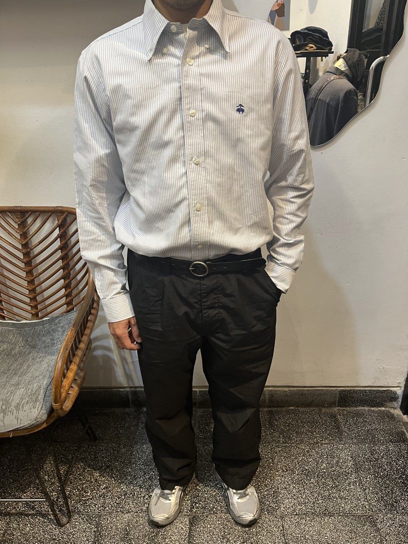 Brooks Brother Regent Longshirt Stripe Oxford Menswear M/L, AUTO GAGAH! (Kategori: Atasan) berada di Medan. Dikirim oleh diopascaljonathan (ID iklan 1452127210, Gambar 2). Deskripsi: Brooks Brother Regent Longshirt Stripe Oxford Menswear, AUTO GAGAH! Size M/L (78x58) TRUSTED SELLERR!!! SIAPA CEPATT, DIA GAGAHH!!!.