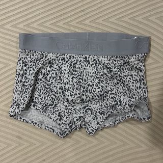 (Category: ) located in . Submitted by tasteful (Listing ID 1452250235, Image 1). Description: .