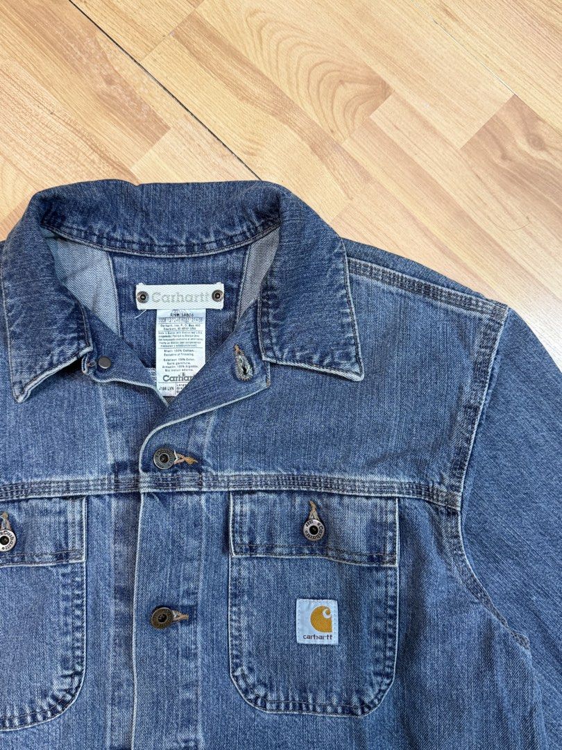 Carhartt Denim Jean Jacket (Category: Coats, Jackets and Outerwear) located in Cebu City. Submitted by aweful.wire (Listing ID 1452221036, Image 2). Description: Carhartt Denim Jean Jacket J1886 LVN W:25” L:26” - Classic blue Carhartt denim jacket - Size: Large - Material: 100% Cotton - Features: Button-up front, two chest pockets - Style: Durable, timeless, great for layering.