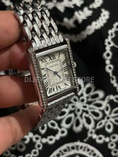 (Category: ) located in . Submitted by dijeywatchstore (Listing ID 1452206213, Image 1). Description: .