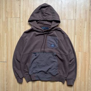 (Category: ) located in . Submitted by outdoor_threadsss (Listing ID 1452240597, Image 1). Description: .
