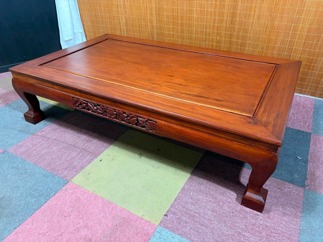 Center Table (Category: Tables & Sets) located in Meycauayan. Submitted by marygracecasimiro (Listing ID 1452240686, Image 2). Description: 😍BIG!!! CENTERPIECE SA HOUSE / PATIO MO!!! Vintage Hand-Carved Coffee / Center Table SUPER SOLID WOOD!!! VERY HEAVY!!! MAKINIS!!! NAPAKAGANDA!!! YAYAMANIN!!! Price : 12,500 ✅ *SEE VIDEO COMMENT 59L x 36W x 15H inches In VERY good condition ♥️.