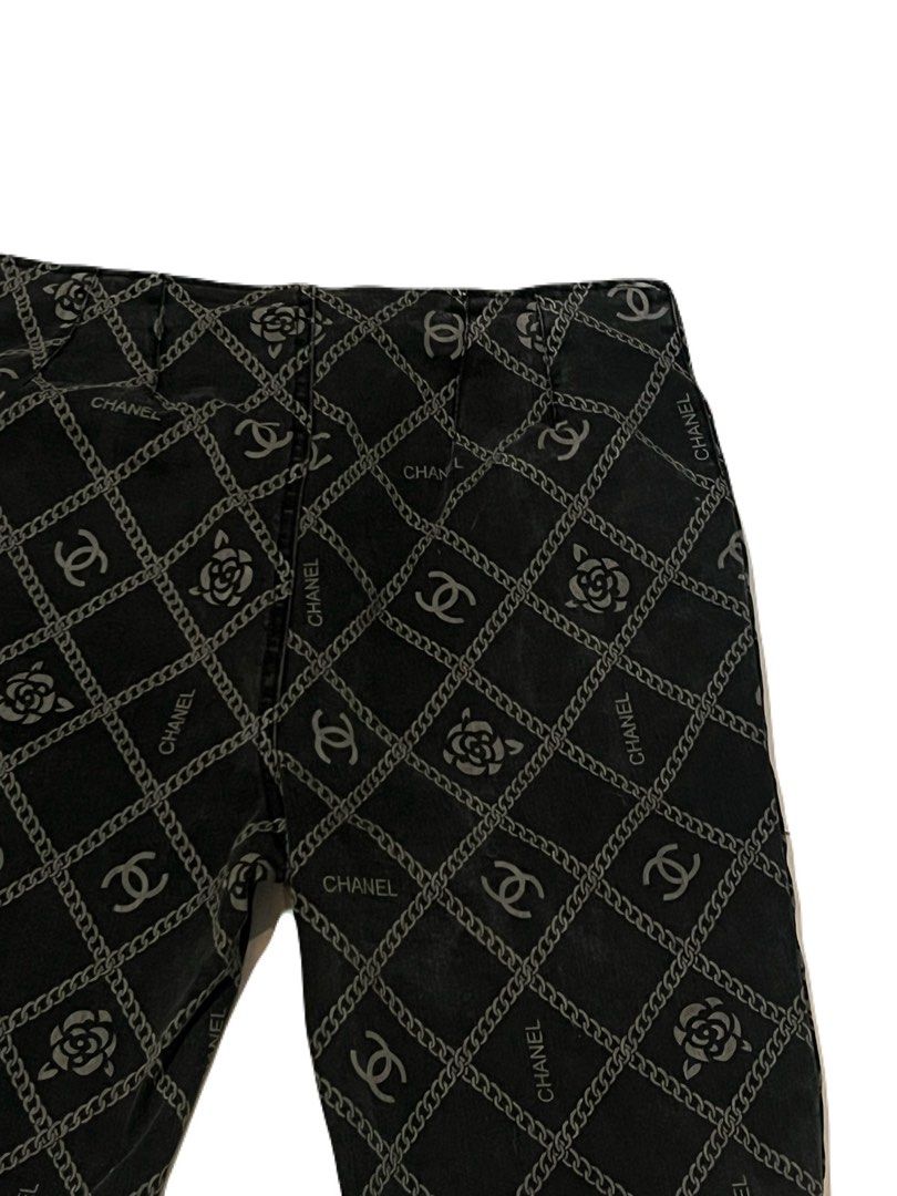 Chanel Black All-Over Logo Print Flared Pants (Category: Jeans) located in Cebu City. Submitted by jamaica_perez (Listing ID 1452243597, Image 3). Description: Wag na mag message kung di naman bibili, if hindi oa marked as sold available pa po yan. Let’s not waste each others nalang po. Authentic, got this as a gift sa host family ko when I went to Japan last 2024. Di ko alam ano size ng waist per sure ako fits small-medium frames. Price is a BIT