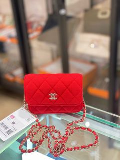 (Category: ) located in . Submitted by ys-luxe.com (Listing ID 1452145567, Image 1). Description: .
