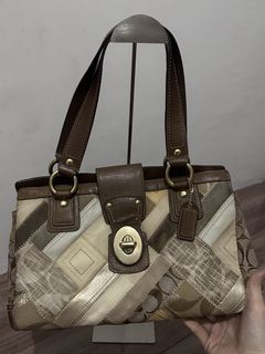 (Category: ) located in . Submitted by preloved_avenueph (Listing ID 1450715905, Image 1). Description: .