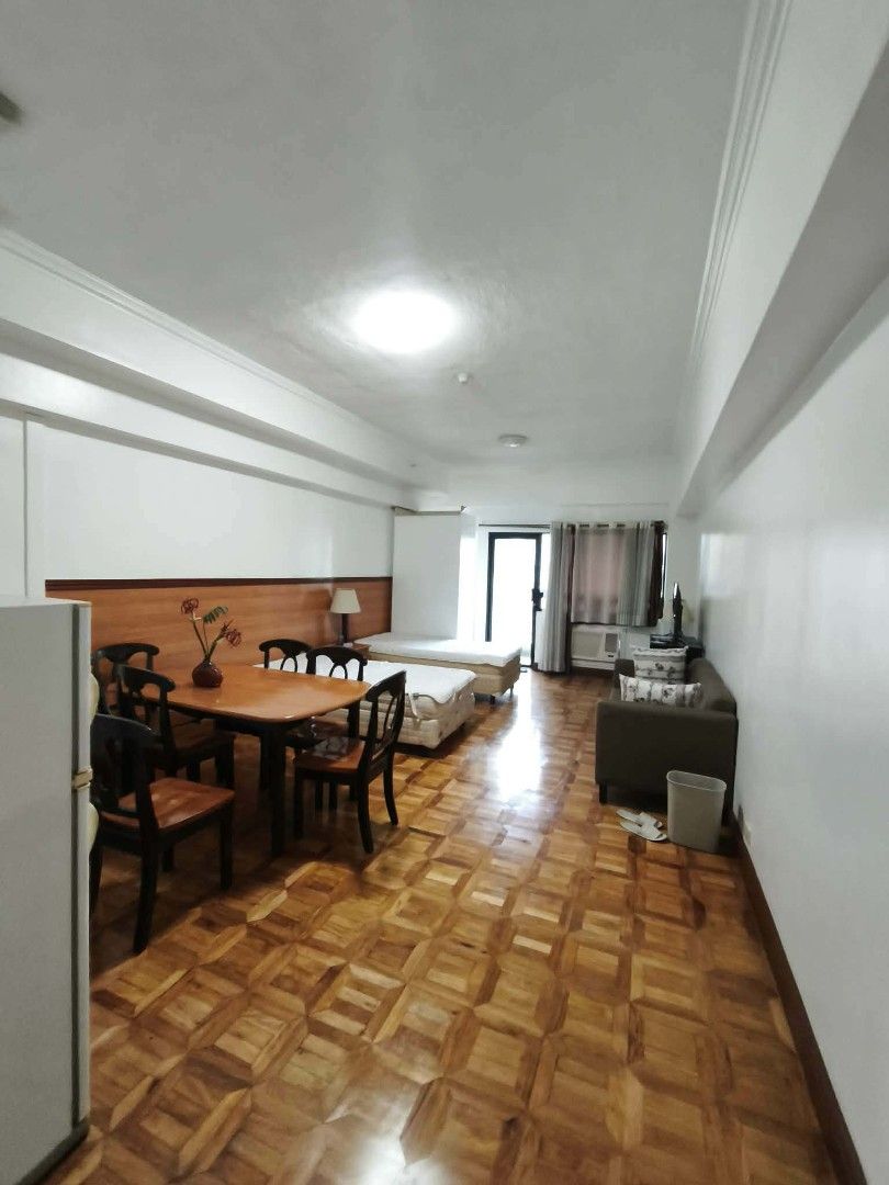 Condo makati (Category: Apartments & Condos) located in Manila. Submitted by adapunmark76703 (Listing ID 1452288675, Image 2). Description: address 1405 BSA suites condominium 103 c .palanca st.legaspi village makati city 1 own parking.