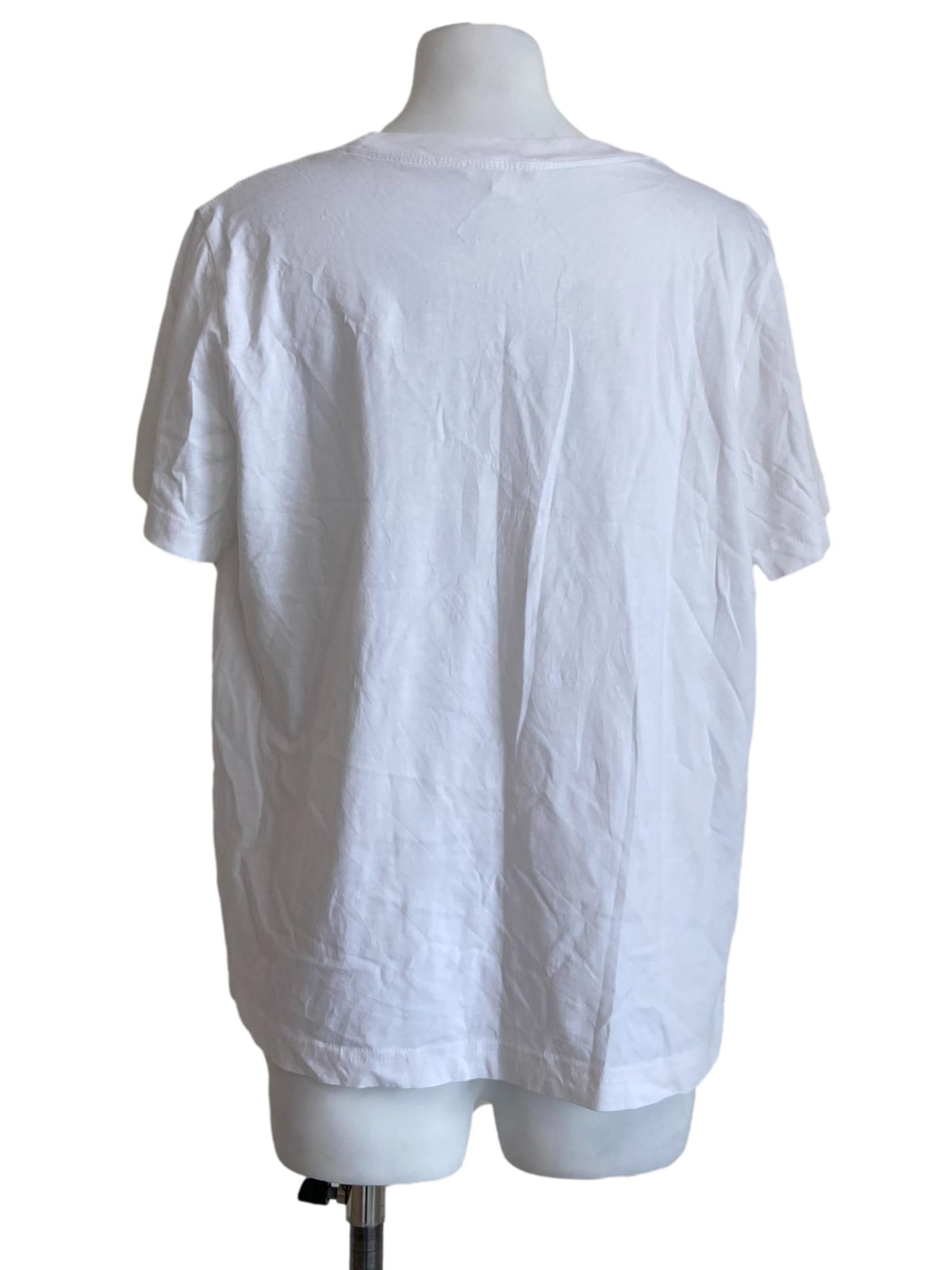 COS White Regular Basic Tee (Category: Other Tops) located in Kuala Lumpur. Submitted by refashmy (Listing ID 1452305963, Image 2). Description: [Brand] COS [Description] Slightly Stretchable No Pockets No Inner Lining [Measurements] Size M PTP - 18'' Waist - '' Length - 22'' [Condition] Please allow 0.5-1 inch difference in our given measurements. Any variance within this range may not be considered as a reason for a free return. Please refer to