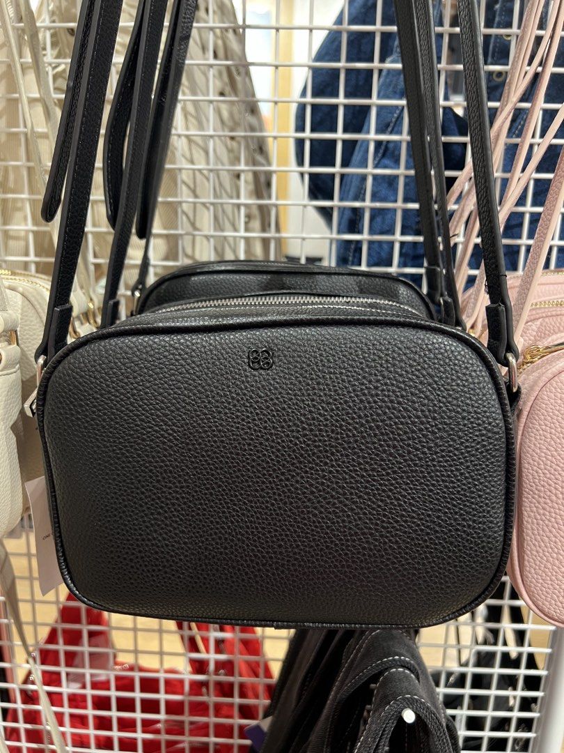 Cotton On Rubi Black Faux Leather Crossbody Bag (Category: Cross-body Bags) located in Kuala Lumpur. Submitted by shahneem (Listing ID 1451713437, Image 1). Description: .