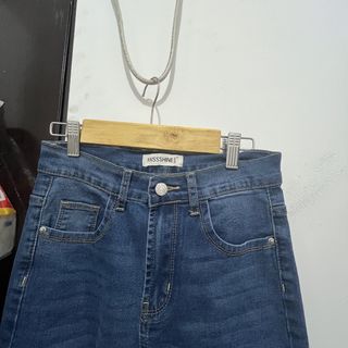 (Kategori: ) berada di . Dikirim oleh preloved.good. (ID iklan 1450128103, Gambar 1). Deskripsi: .