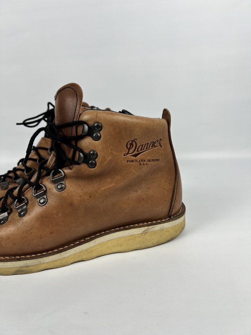 Danner x Sophnet Mountain Trail (Category: Boots) located in Baguio. Submitted by rafsemenz (Listing ID 1452128969, Image 3). Description: Detailed pics are posted Feel free to offer size 7 1/2 Vibram sole Riri zip.