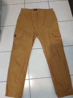(Category: ) located in . Submitted by 2ndclosetshop (Listing ID 1452208265, Image 1). Description: .