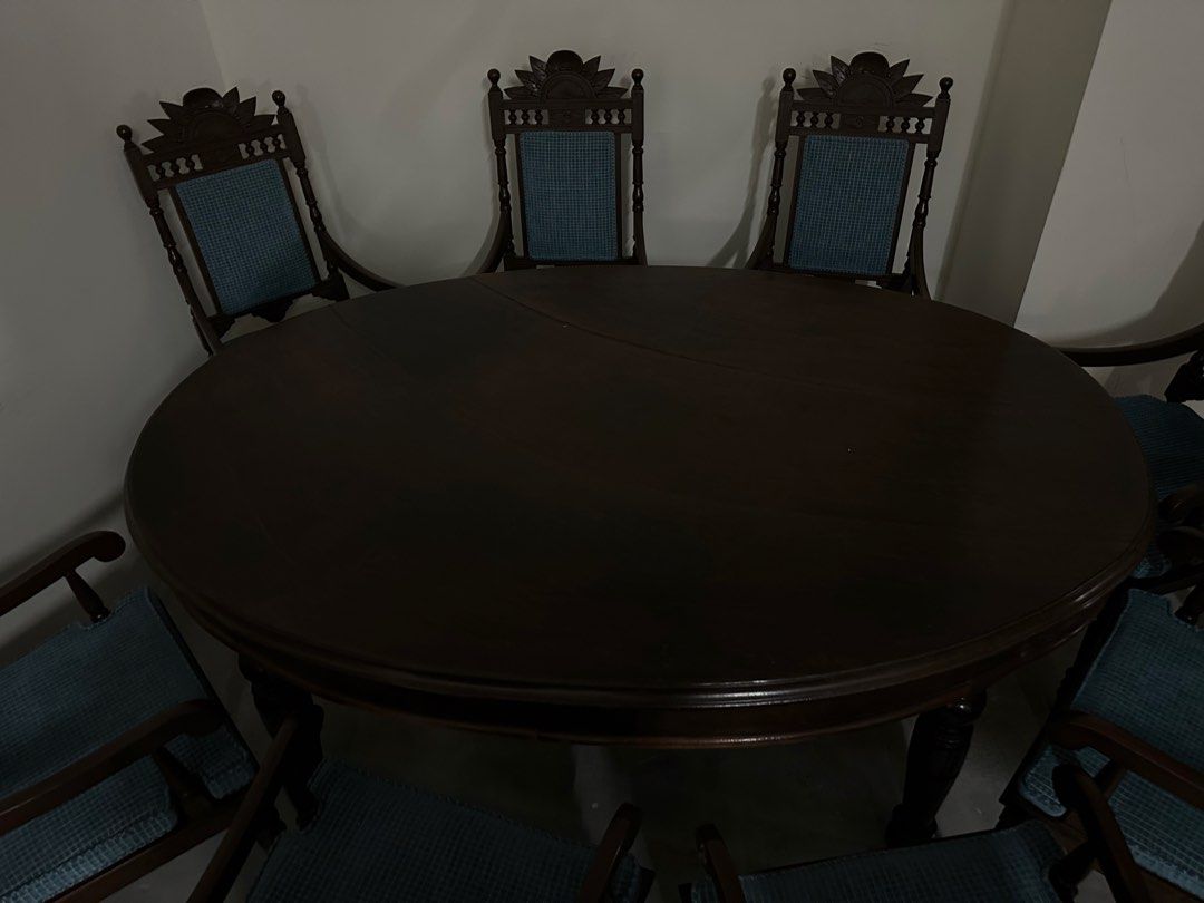 Dining Table (Category: Tables & Sets) located in Kuala Lumpur. Submitted by kishen12 (Listing ID 1452111441, Image 2). Description: Solid Wood Round Dining Table with Chairs.
