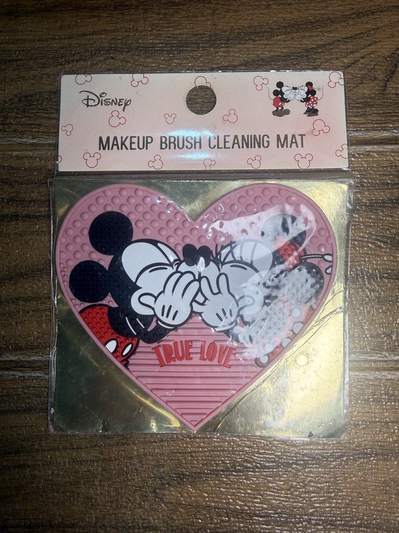 disney mickey mouse makeup brush cleaner (Category: Makeup) located in Quezon City. Submitted by fashionifywardrobe8899 (Listing ID 1452126008, Image 1). Description: .