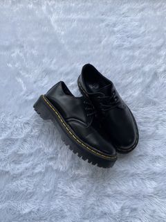 (Kategori: ) berada di . Dikirim oleh bbwshoes.id (ID iklan 1452192726, Gambar 1). Deskripsi: .
