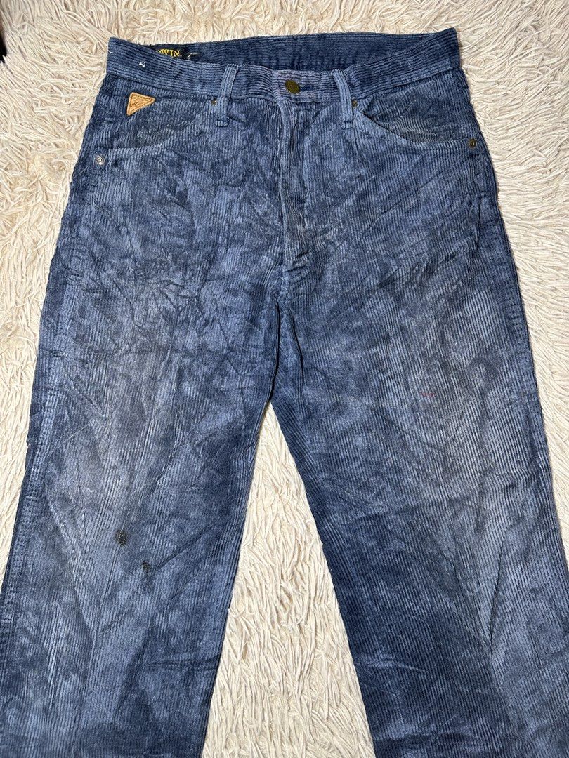 Edwin (Category: Jeans) located in Cherang Ruku. Submitted by hir747 (Listing ID 1452306854, Image 3). Description: Size manual Waist 30 inc Length 38 inc Leg opening 8.5 inc.