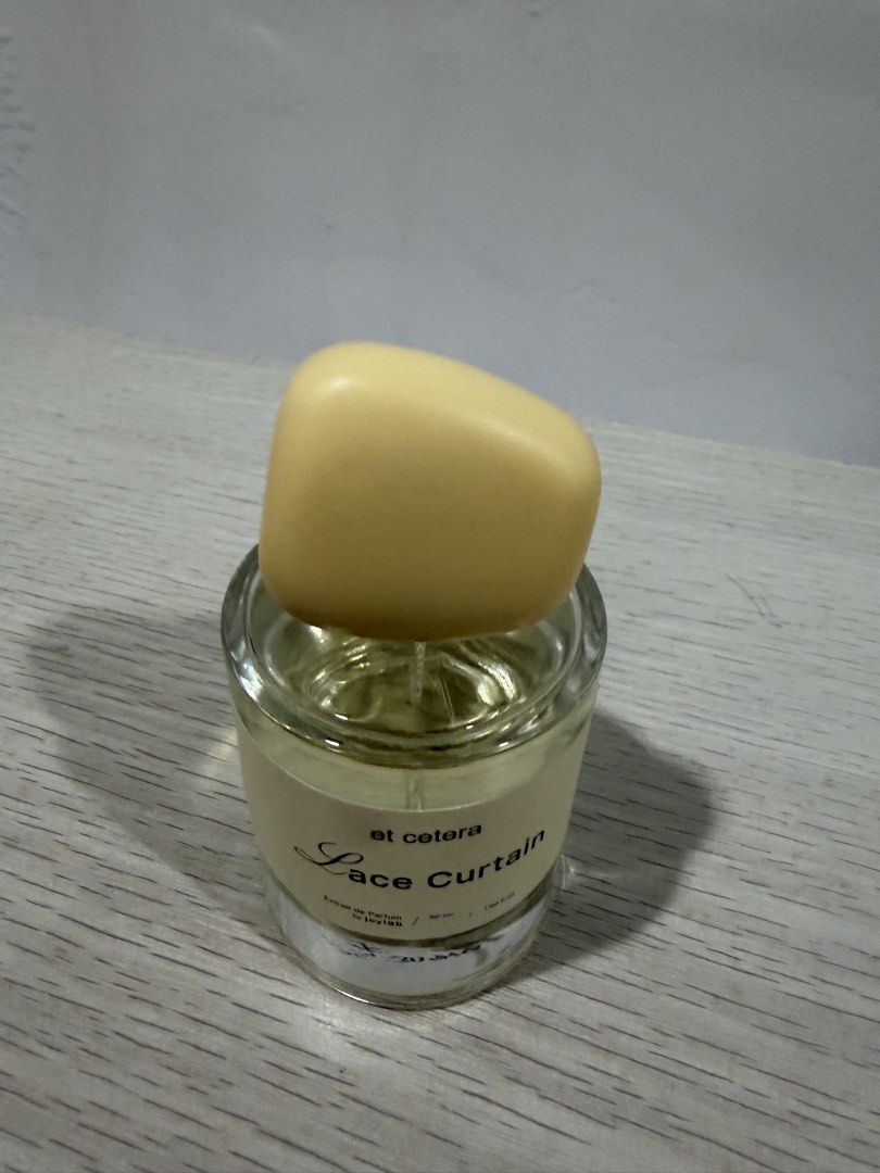 Et cetera parfume (Kategori: Aksesoris Wanita) berada di Surabaya. Dikirim oleh third_avenue (ID iklan 1452266865, Gambar 1). Deskripsi: Et cetera lace curtain .