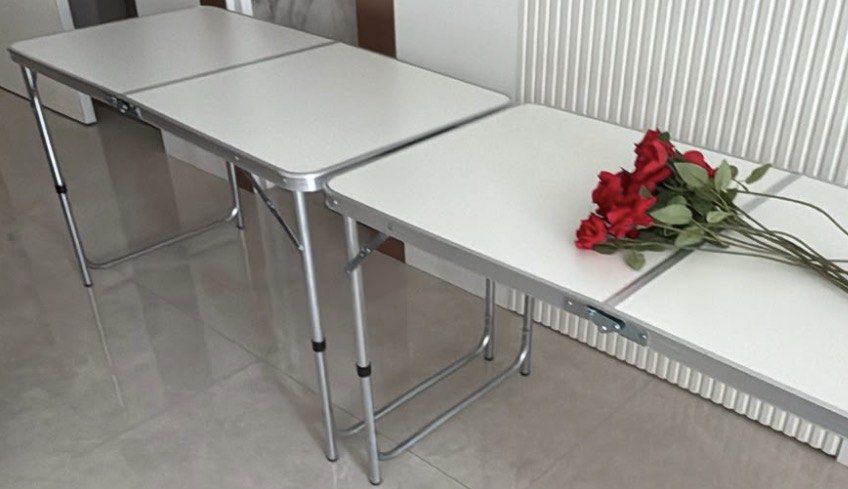 Foldable table (Category: Tables & Sets) located in Singapore. Submitted by kiddyworld (Listing ID 1452273595, Image 2). Description: Lightweight Foldable and portable table. Easy to keep and bring around. Measurement as per first picture. Still in box. Used once, bought for kids birthday party. Does not come with any mini stools. .