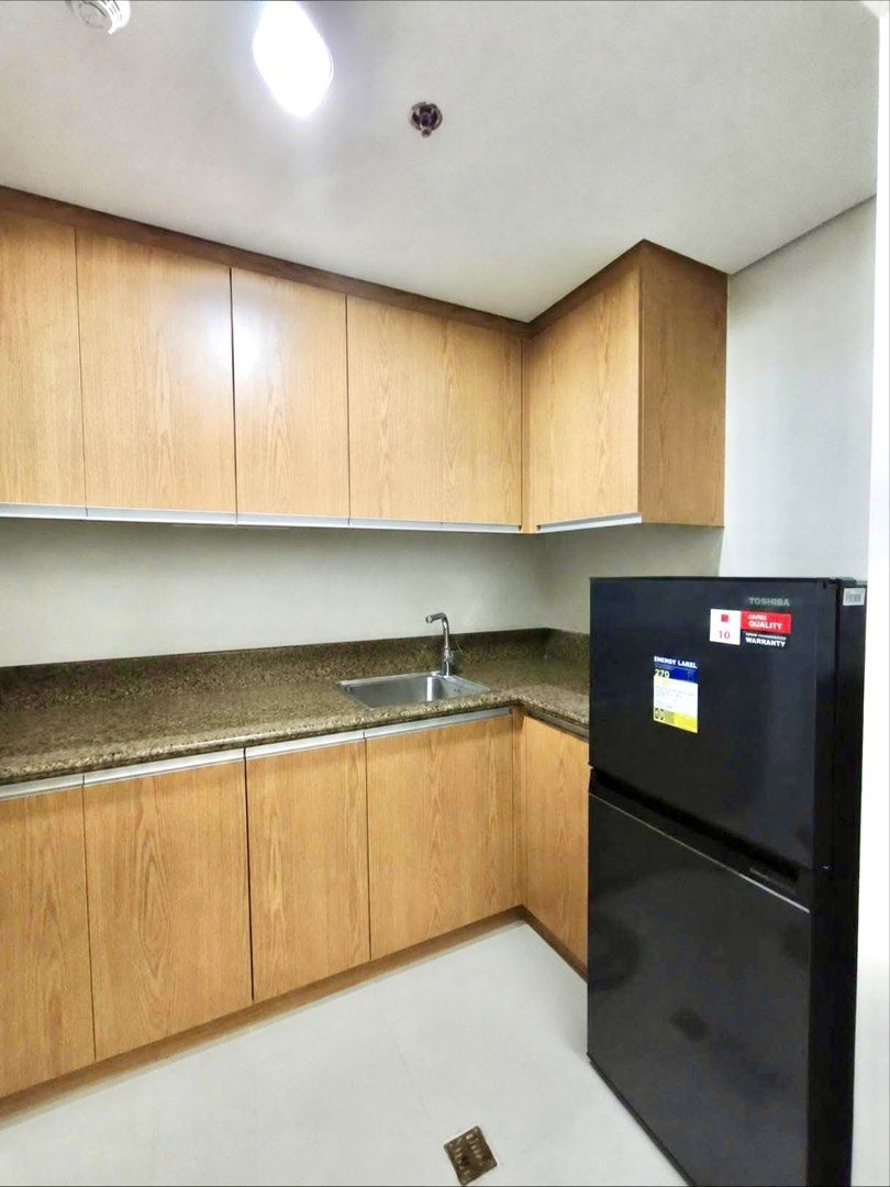 FOR LEASE 2BR in Park Avenue Bgc (Category: Apartments & Condos) located in Manila. Submitted by bon.eric (Listing ID 1452213690, Image 3). Description: FOR LEASE 📍Park Avenue Bgc ✔️2BR ✔️68 sqm ✔️10th Floor ✔️with Storage area ✔️2T&B ✔️with 2 balcony ✔️with 1 parking ✅Price: ₱70,000/month.