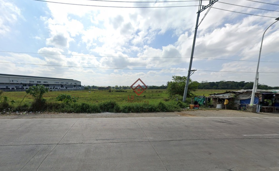 (Category: ) located in . Submitted by rainsrn (Listing ID 1452164782, Image 1). Description: .
