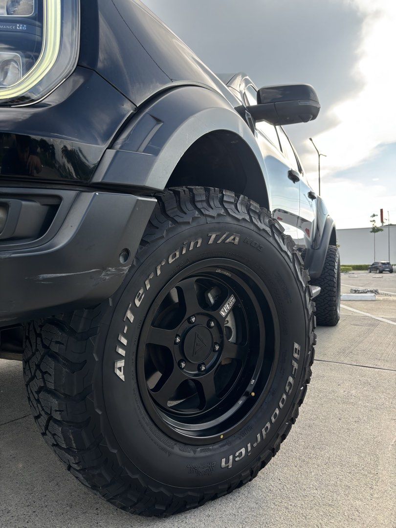 Ford Ranger (Category: Used Cars) located in Calamba. Submitted by hello627 (Listing ID 1429192671, Image 3). Description: Ford Ranger Raptor (Black) – ₱1,700,000 Selling my Ford Ranger Raptor in black, well-maintained and upgraded. Currently at 70,000 km, runs strong and smooth with no issues. Upgrades: • VLF mags • Brand new BF Goodrich tires • Upgraded exhaust system (better sound & performance) • ECU remapped (improved power and throttle resp