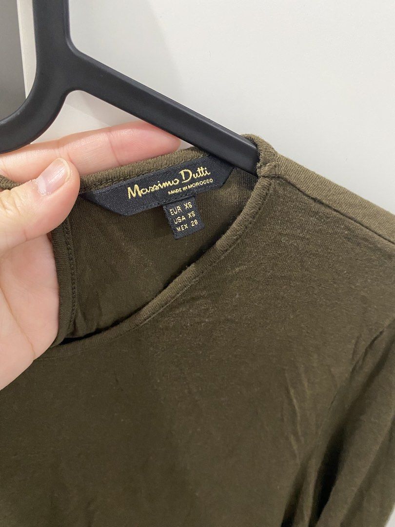 Forest Green Blouse fr. Massimo Dutti | Singapore (Category: Blouses) located in Valenzuela. Submitted by ivyyysan (Listing ID 1452122776, Image 2). Description: -never worn, bought in singapore - loved it but i no longer like green (sayang lang tbh) - original price: 2,750(ish) in peso - negotiable price - rfs: de-cluttering, idk how to style it pala 🥹 - buy nyo na please!!!🙏🏻.