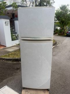(Category: ) located in . Submitted by EASYMOVE (Listing ID 1452209521, Image 1). Description: .