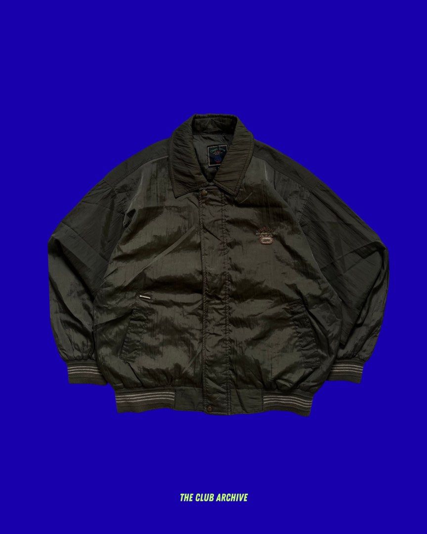 Green Windbreaker Harrington (Category: Coats, Jackets and Outerwear) located in Bacolod City. Submitted by danielle5_ (Listing ID 1452288656, Image 1). Description: Green Windbreaker Harrington Medium, 23x26 Flaws: none Mine: 300.