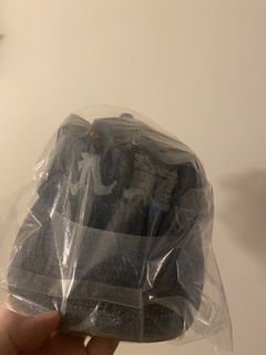 （分類：）位於 。 由 bernardmola 提交（商品編號 1452301236，圖片 1）。簡介： 。
