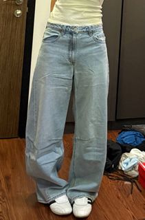 (Category: ) located in . Submitted by hehexdbibblekuromilover (Listing ID 1452225862, Image 1). Description: .