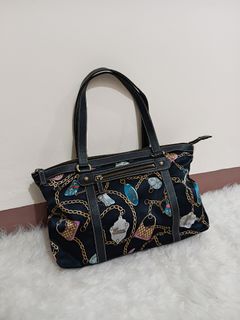 (Kategori: ) berada di . Dikirim oleh dessyprelovedbag (ID iklan 1452286857, Gambar 1). Deskripsi: .