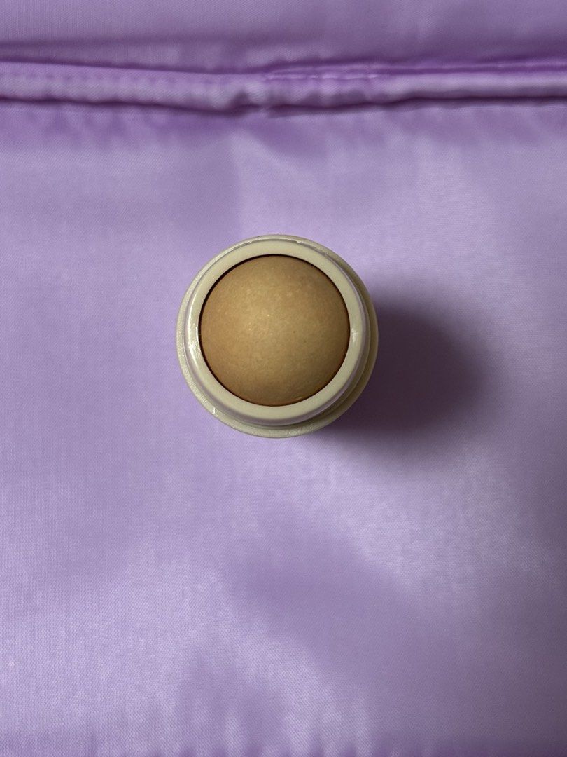 Happy Skin Oil Control Volcanic Roller (Category: Makeup) located in Quezon City. Submitted by ren.sell (Listing ID 1452296911, Image 2). Description: .