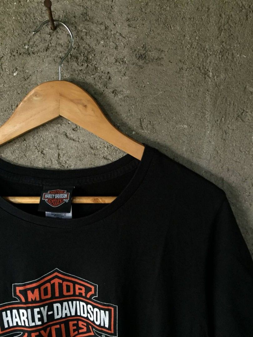 Harley-Davidson Cycles T-Shirt - Black (Category: Tshirts & Polo Shirts ) located in Calamba. Submitted by mysticcat-5ccee5 (Listing ID 1452251630, Image 2). Description: 📌Harley Davidson Shirt Made in USA Sz XLarge Length-29 Width-23 Excellent Condition 9/10 Cr Minimal Hairline on Front 💸450+Shipping Fee 📌Calamba, Laguna.